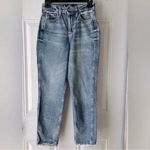 Hollister Ultra High-Rise Straight Mom Jeans Med Wash Size 1